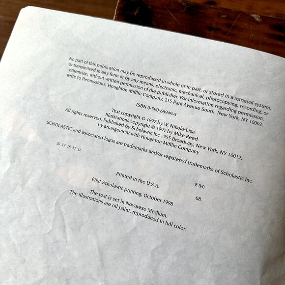 Vintage 1998 Shake Dem Halloween Bones Paperback Book - Picture 2 of 8